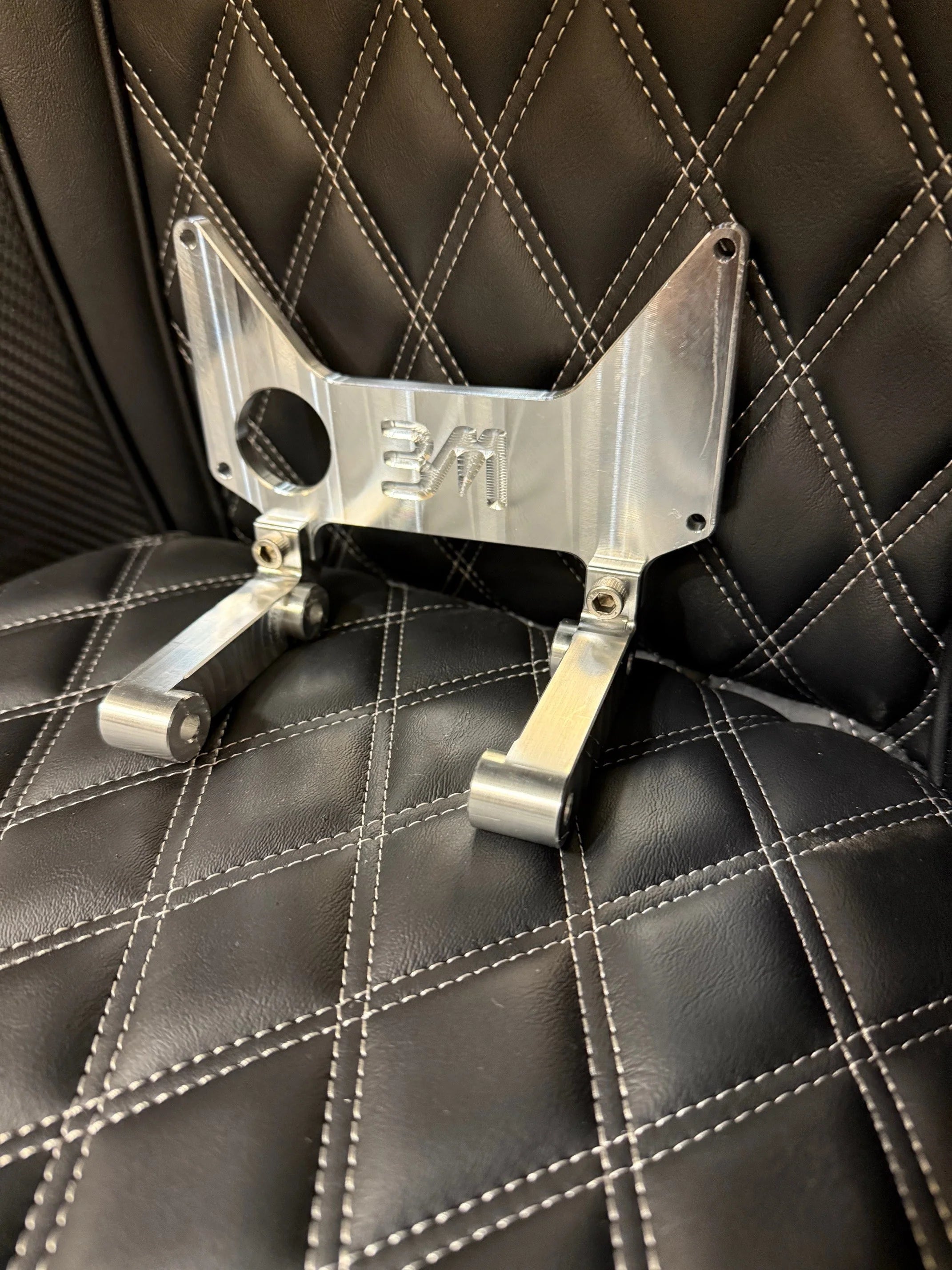 Maverick R AEM CD-5 Mount