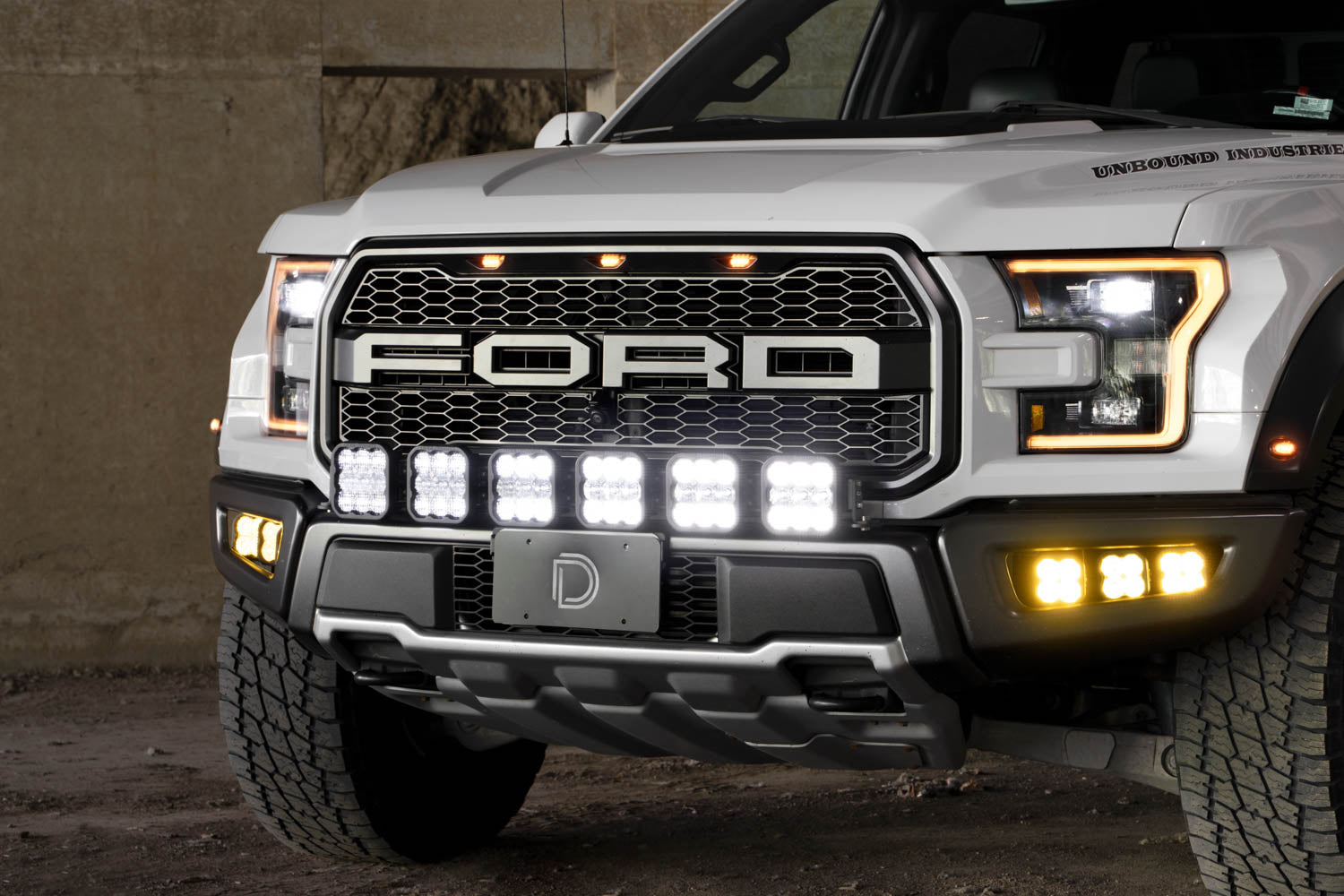 SS5 Grille CrossLink Lightbar Kit for 2017-2020 Ford Raptor Sport White Combo Diode Dynamics