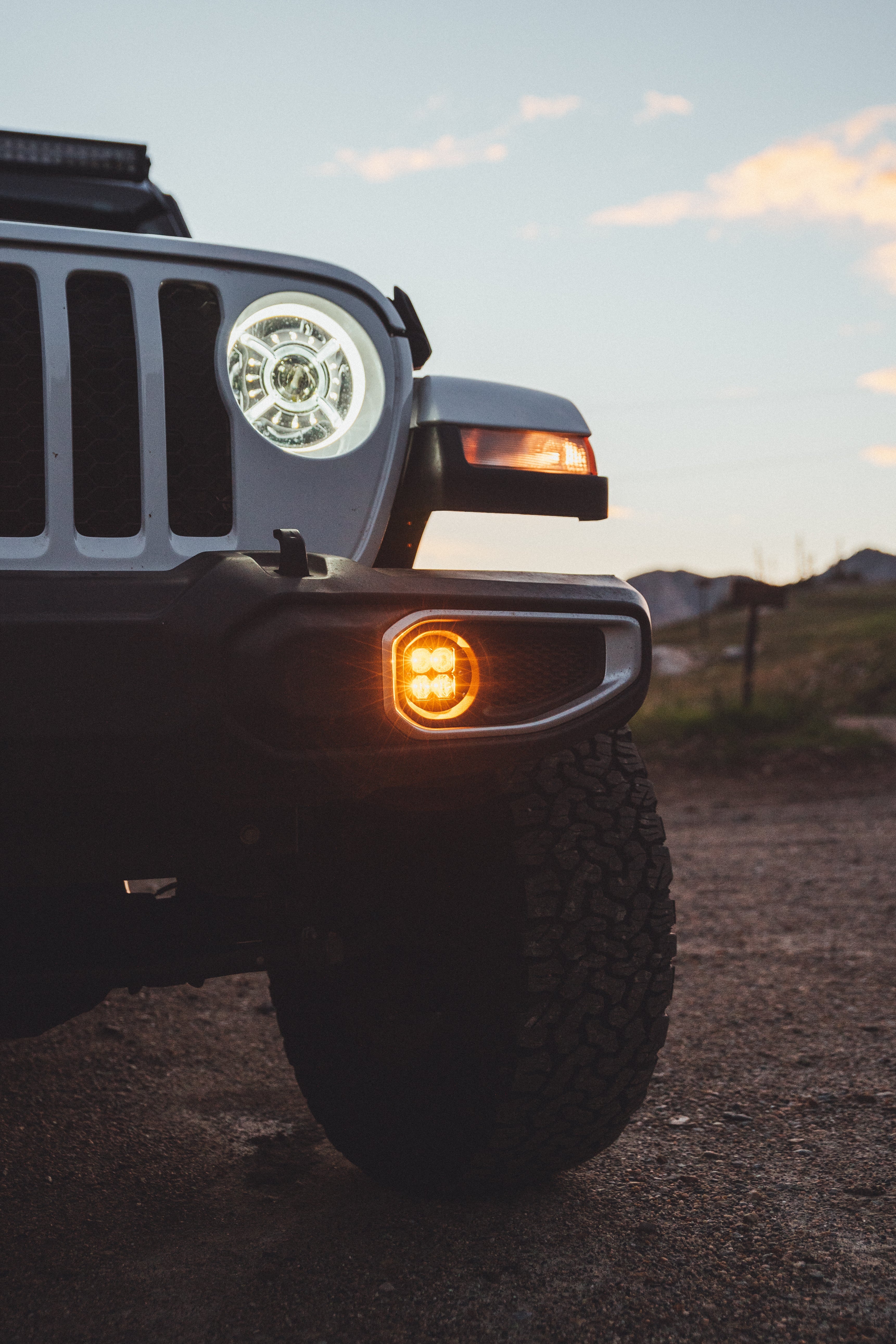 Jeep Wrangler Rubicon LED Fog Light Kit (2018-2020) - Plastic Bumper